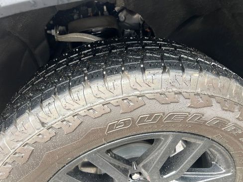 Used 2025 GMC Sierra 1500 Elevation w/ Elevation Premium Package image 29