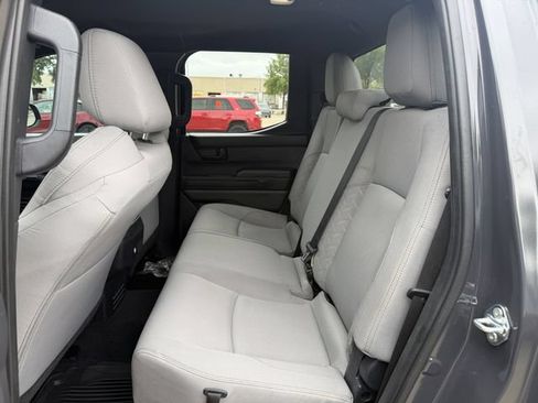Used 2025 Toyota Tacoma TRD Sport AWD/4WD image 26