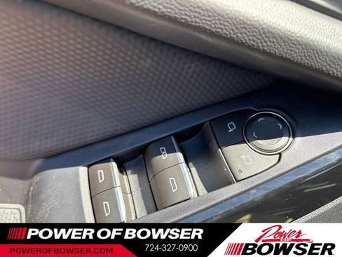 New 2026 Chevrolet Equinox RS w/ Convenience Package III AWD/4WD image 7