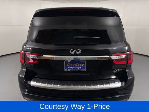 Used 2023 INFINITI QX80 Luxe w/ Cargo Package RWD image 11