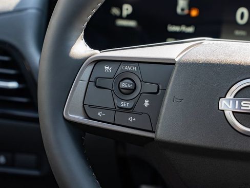 New 2026 Nissan Sentra SV w/ SV Convenience Package FWD image 13