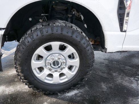 Certified 2023 Ford F350 XLT w/ 360-Degree Camera Package image 6