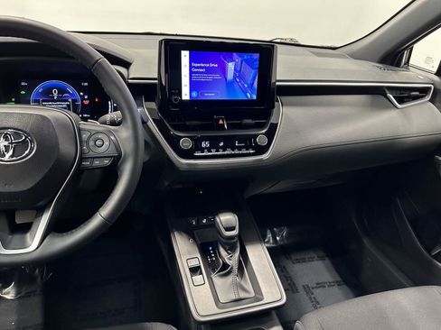 Used 2026 Toyota Corolla Cross SE w/ Moonroof Package image 22
