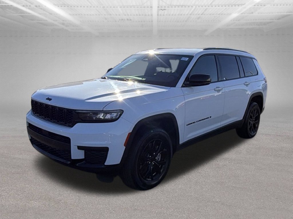Used 2024 Jeep Grand Cherokee L Laredo AWD/4WD image 4