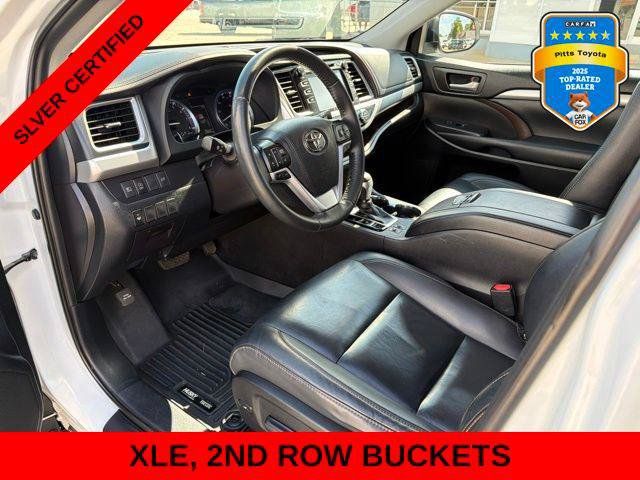 Used 2019 Toyota Highlander XLE FWD image 17