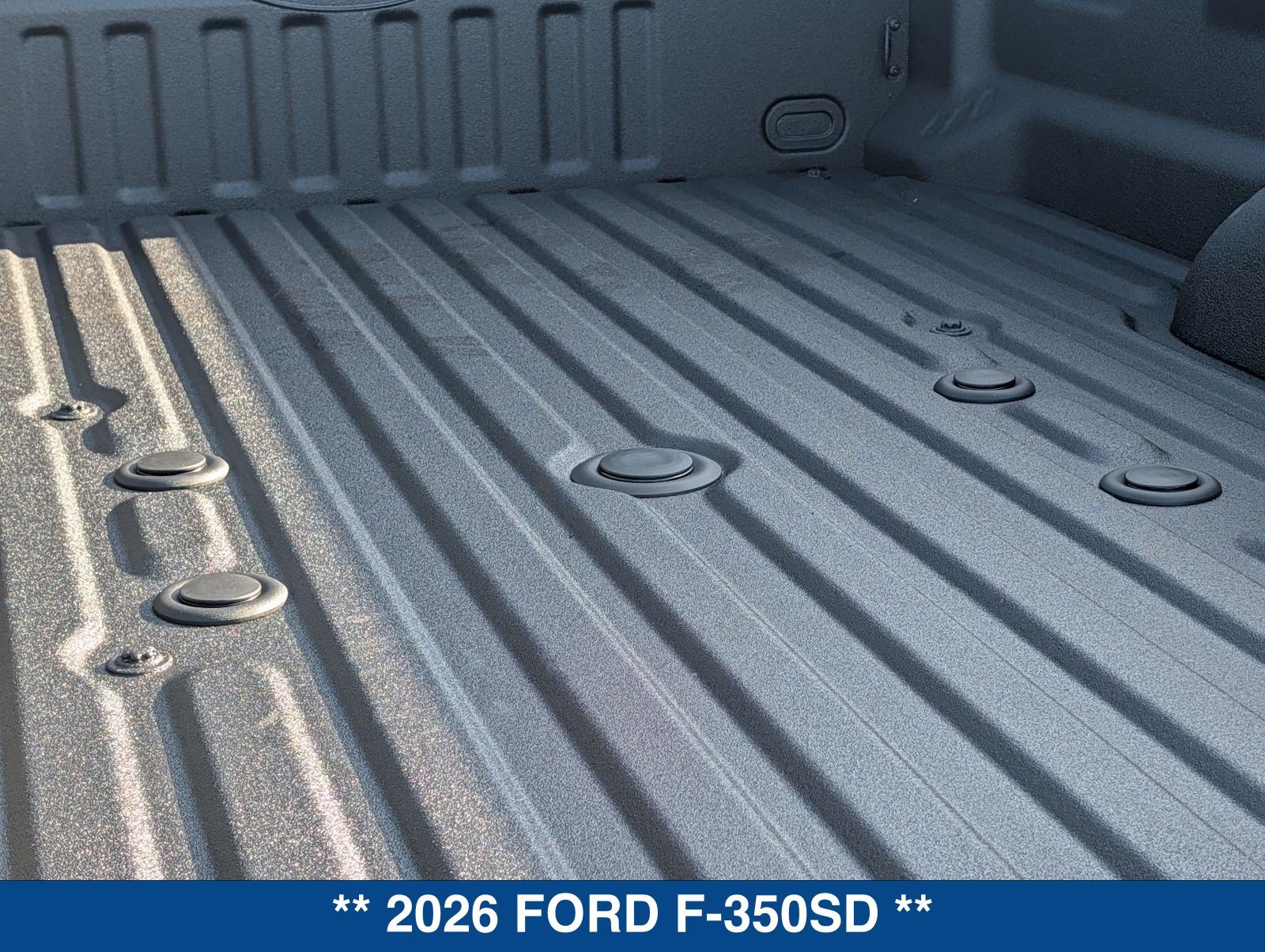 New 2026 Ford F350 XL w/ 360-Degree Camera Package AWD/4WD image 17