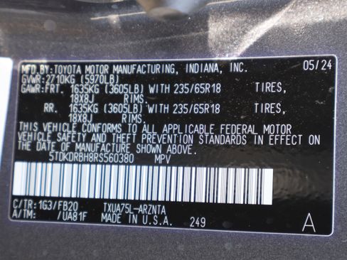 Used 2024 Toyota Highlander LE image 41