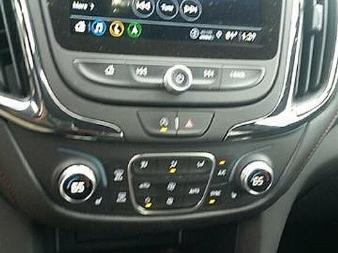 Used 2024 Chevrolet Equinox RS AWD/4WD image 13