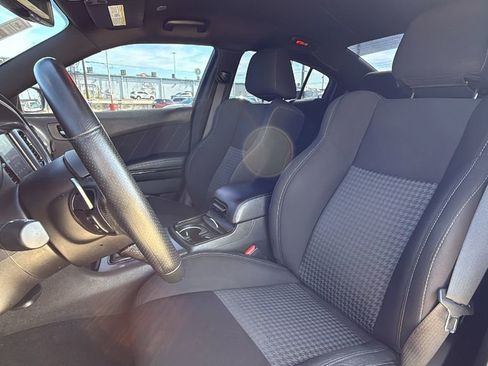 Used 2022 Dodge Charger R/T w/ Blacktop Package image 14
