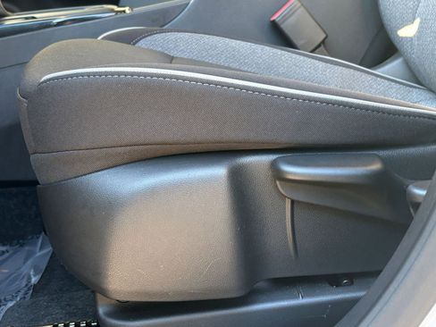 Used 2025 Chevrolet TrailBlazer LT image 23