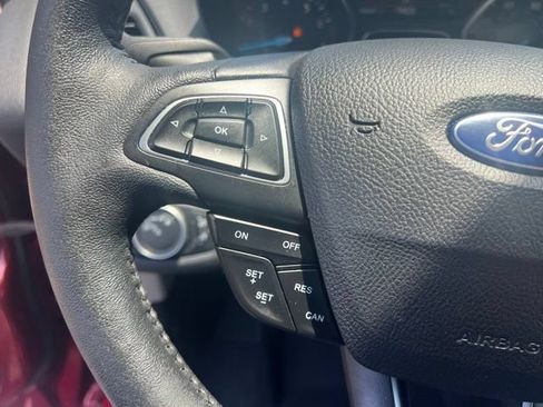 Used 2018 Ford Escape Titanium AWD/4WD image 11