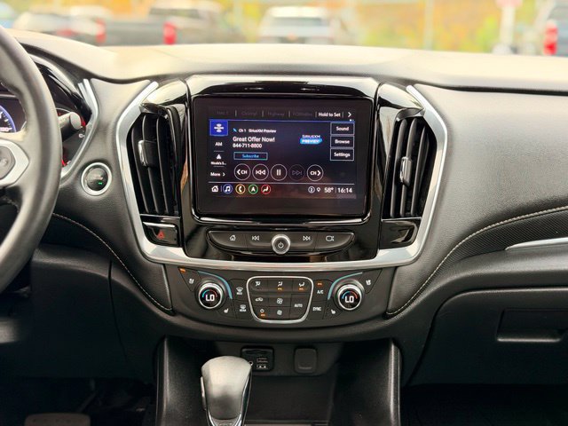 Used 2023 Chevrolet Traverse Premier w/ Redline Edition AWD/4WD image 23