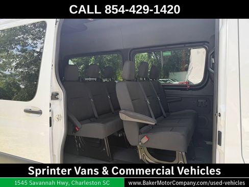 Used 2024 Mercedes-Benz Sprinter 2500 image 8