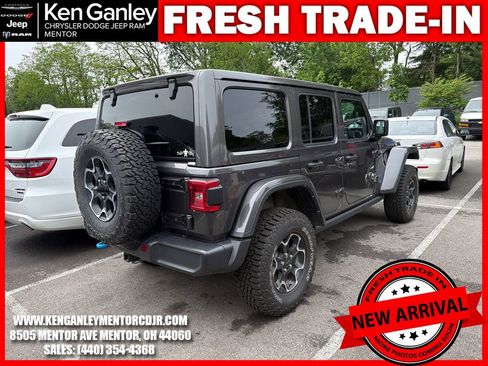 Used 2022 Jeep Wrangler Unlimited Rubicon 4xe w/ Cold Weather Group AWD/4WD image 10