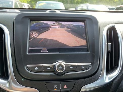Used 2024 Chevrolet Equinox LT FWD image 9