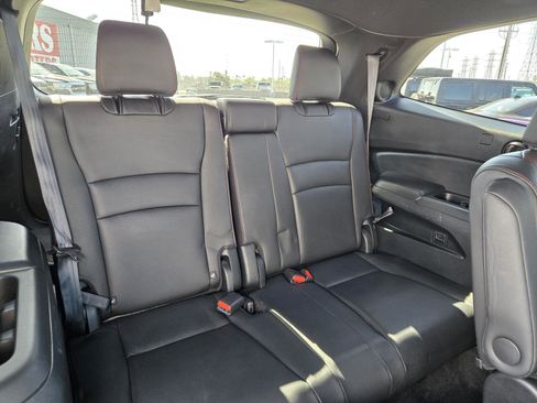 Used 2022 Honda Pilot Black Edition image 29