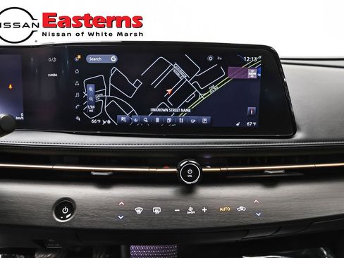 Used 2024 Nissan Ariya AWD image 12