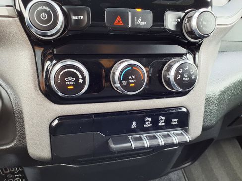 Used 2025 RAM 1500 Tradesman w/ Night Edition image 25