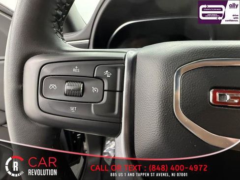 Used 2024 GMC Yukon XL SLT image 20