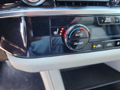 Used 2023 Nissan Pathfinder SV w/ Cargo Package image 23