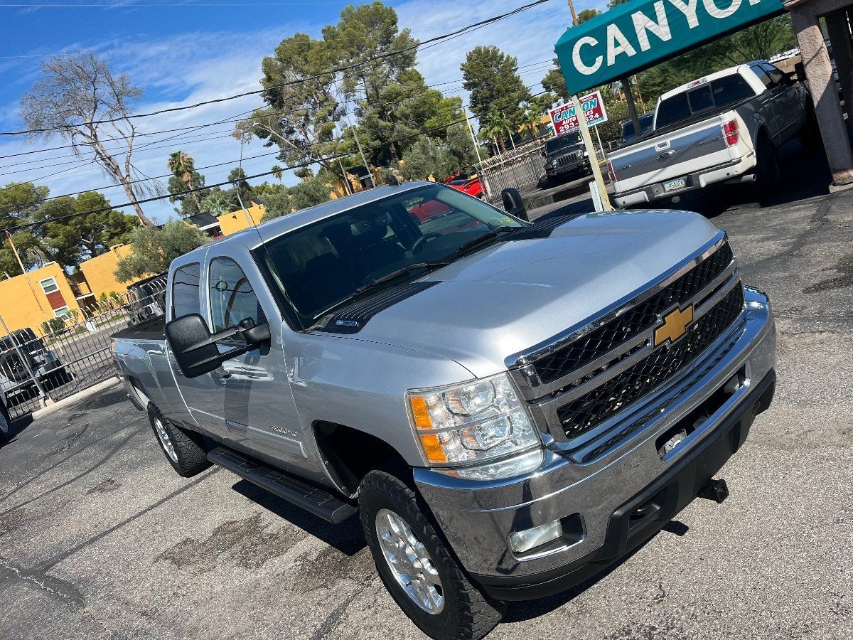 Used 2014 Chevrolet Silverado 3500 LT w/ Interior Plus Package AWD/4WD image 44