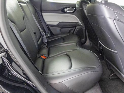 New 2026 Jeep Compass Limited image 33