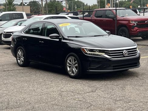 Used 2020 Volkswagen Passat 2.0T SE FWD image 7
