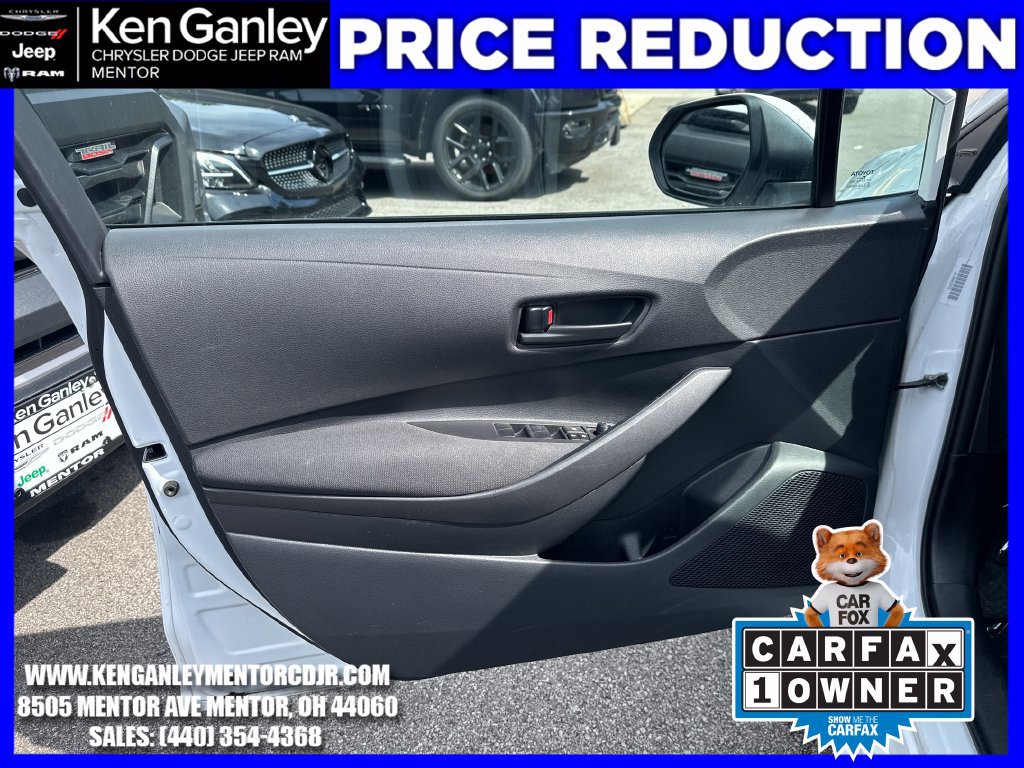 Used 2025 Toyota Corolla LE FWD image 10