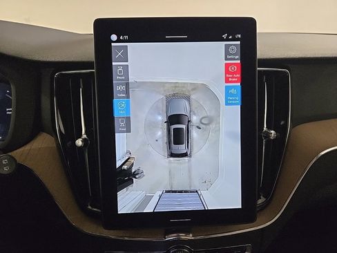 New 2026 Volvo XC60 T8 Plus w/ Protection Package Premier image 18