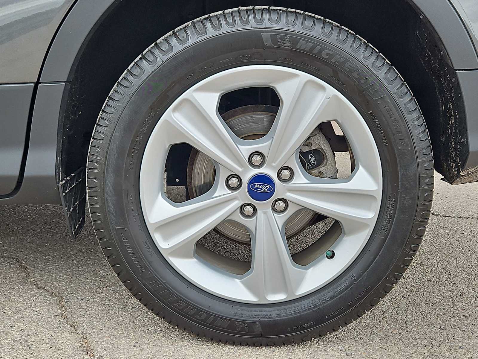 Used 2016 Ford Escape SE w/ Equipment Group 201A FWD image 13
