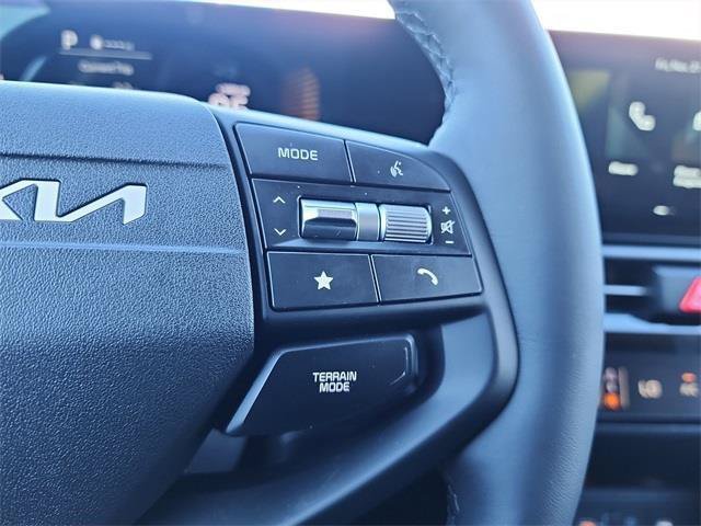 Certified 2026 Kia Sportage EX AWD/4WD image 24
