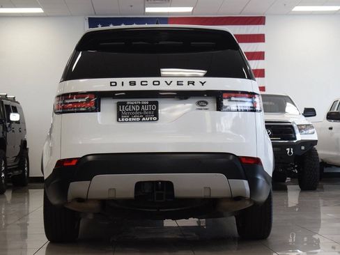 Used 2017 Land Rover Discovery HSE AWD/4WD image 6