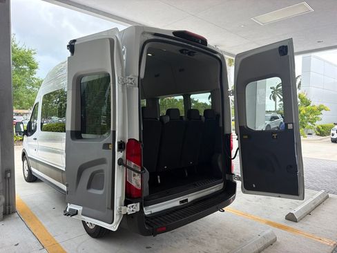 Used 2024 Ford Transit 350 XLT RWD image 3