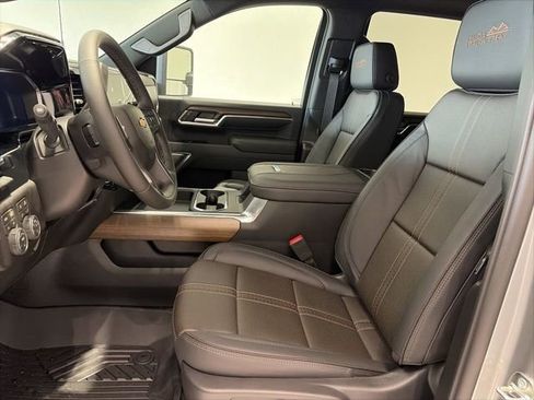 New 2026 Chevrolet Silverado 2500 High Country w/ High Country Premium Package image 12