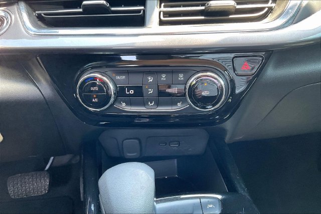 Used 2025 Chevrolet Trax ACTIV w/ Driver Confidence Package FWD image 10