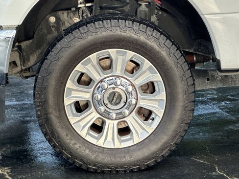 Used 2022 Ford F250 XL w/ STX Appearance Package image 29