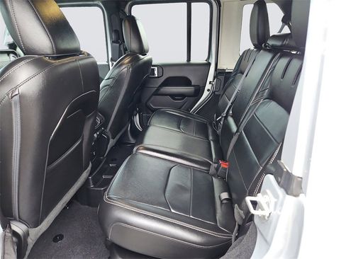 Used 2023 Jeep Wrangler Unlimited Sahara w/ Cold Weather Group image 33