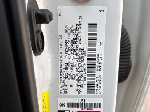 Used 2014 Toyota Tundra SR5 w/ SR5 Upgrade Package RWD image 28