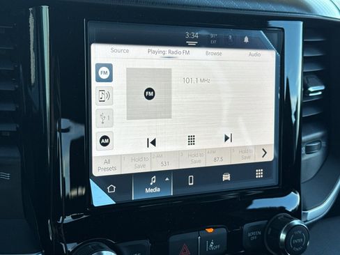 New 2026 RAM 1500 4x4 Crew Cab image 16