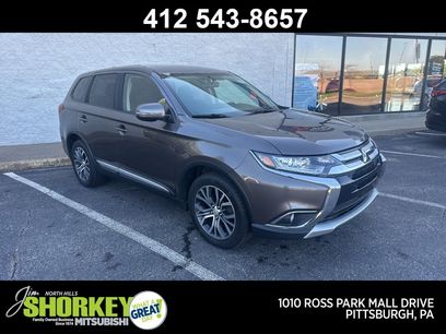 Used 2017 Mitsubishi Outlander SE