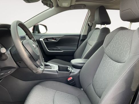 Used 2023 Toyota RAV4 XLE w/ Convenience Package image 10