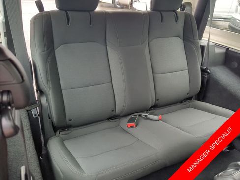Used 2023 Jeep Wrangler Sport AWD/4WD image 20