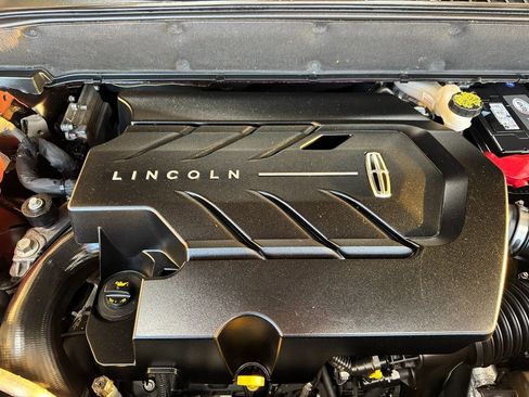 Used 2017 Lincoln MKX Reserve w/ Luxury Package image 68