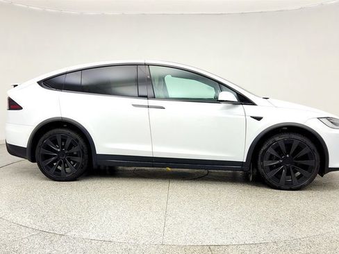 Used 2022 Tesla Model X AWD/4WD image 4