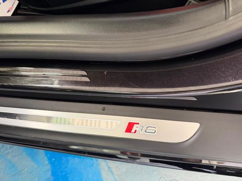 Used 2021 Audi R8 V10 RWD image 16