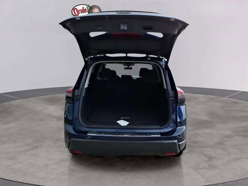 Used 2024 Nissan Rogue SV image 20