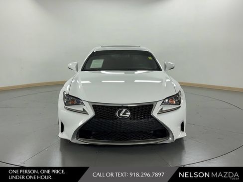 Used 2017 Lexus RC 200t F Sport RWD image 2