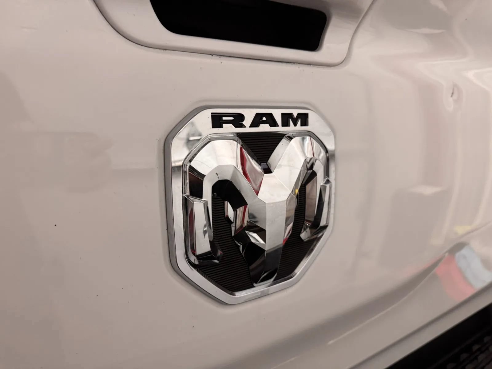 Used 2019 RAM 1500 Big Horn AWD/4WD image 14