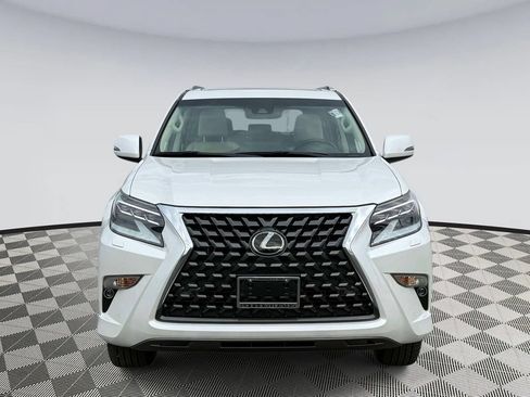 Used 2023 Lexus GX 460 Premium w/ Premium Package AWD/4WD image 6