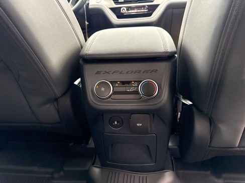 New 2026 Ford Explorer Active w/ Active Comfort Package AWD/4WD image 34